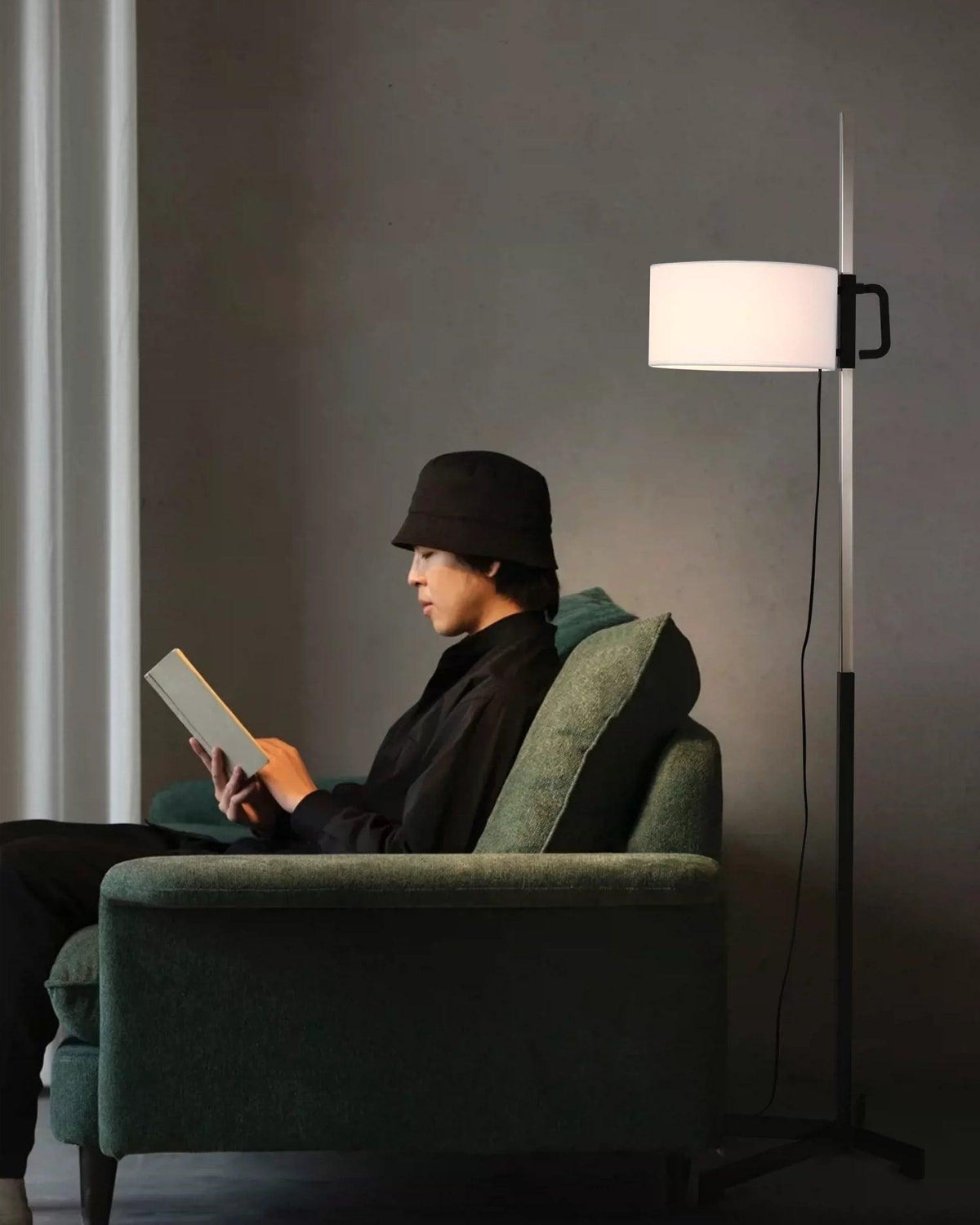 Reniselia Floor Lamp