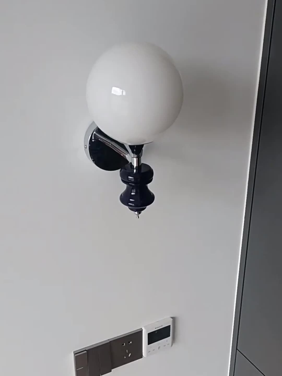 Zazoren Timeless Home Conor Sconce Wall Lamp