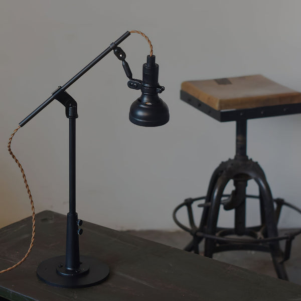 Rivuina Table Lamp