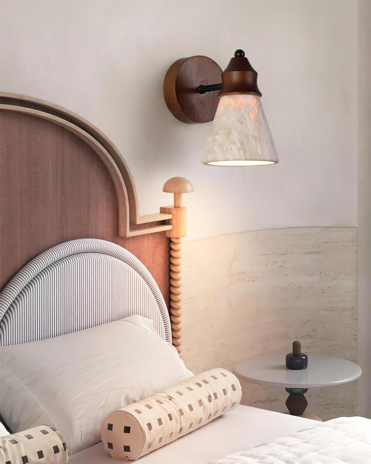 Cirineria Wall Lamp