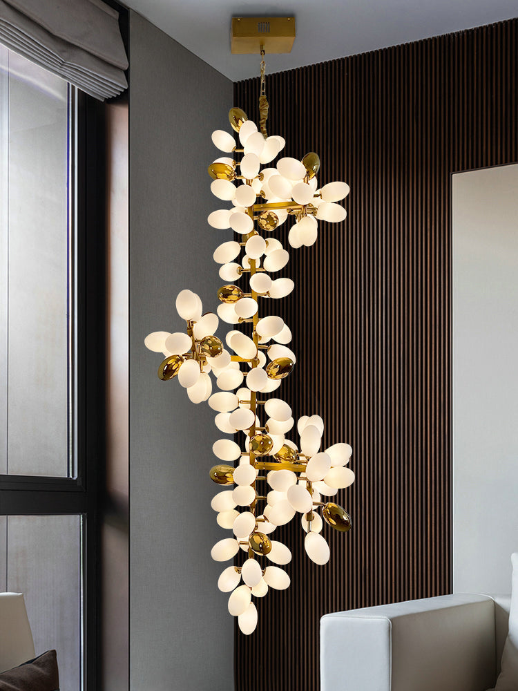 Valiant Chandelier, Vertical