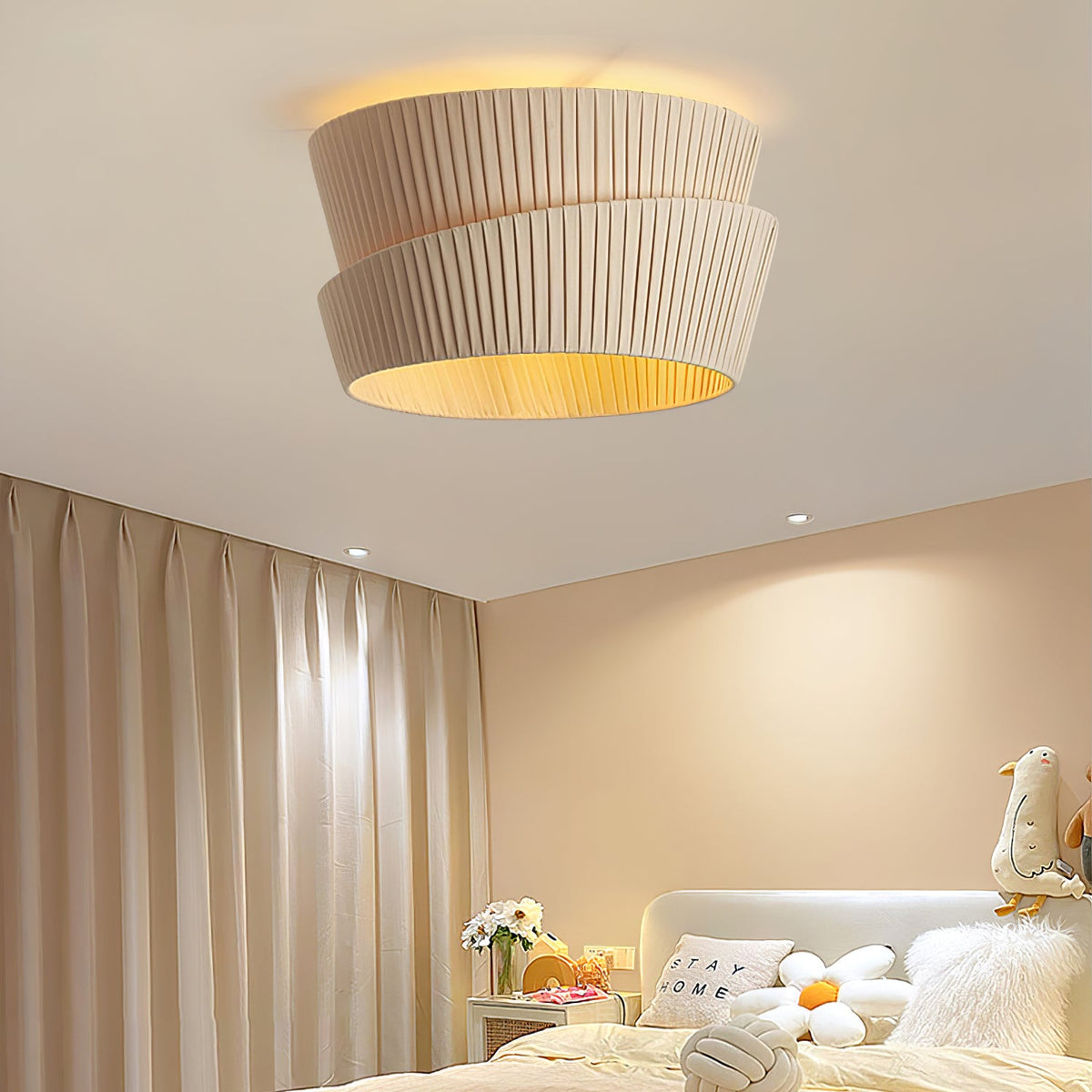 Vela Twist Ceiling Lamp