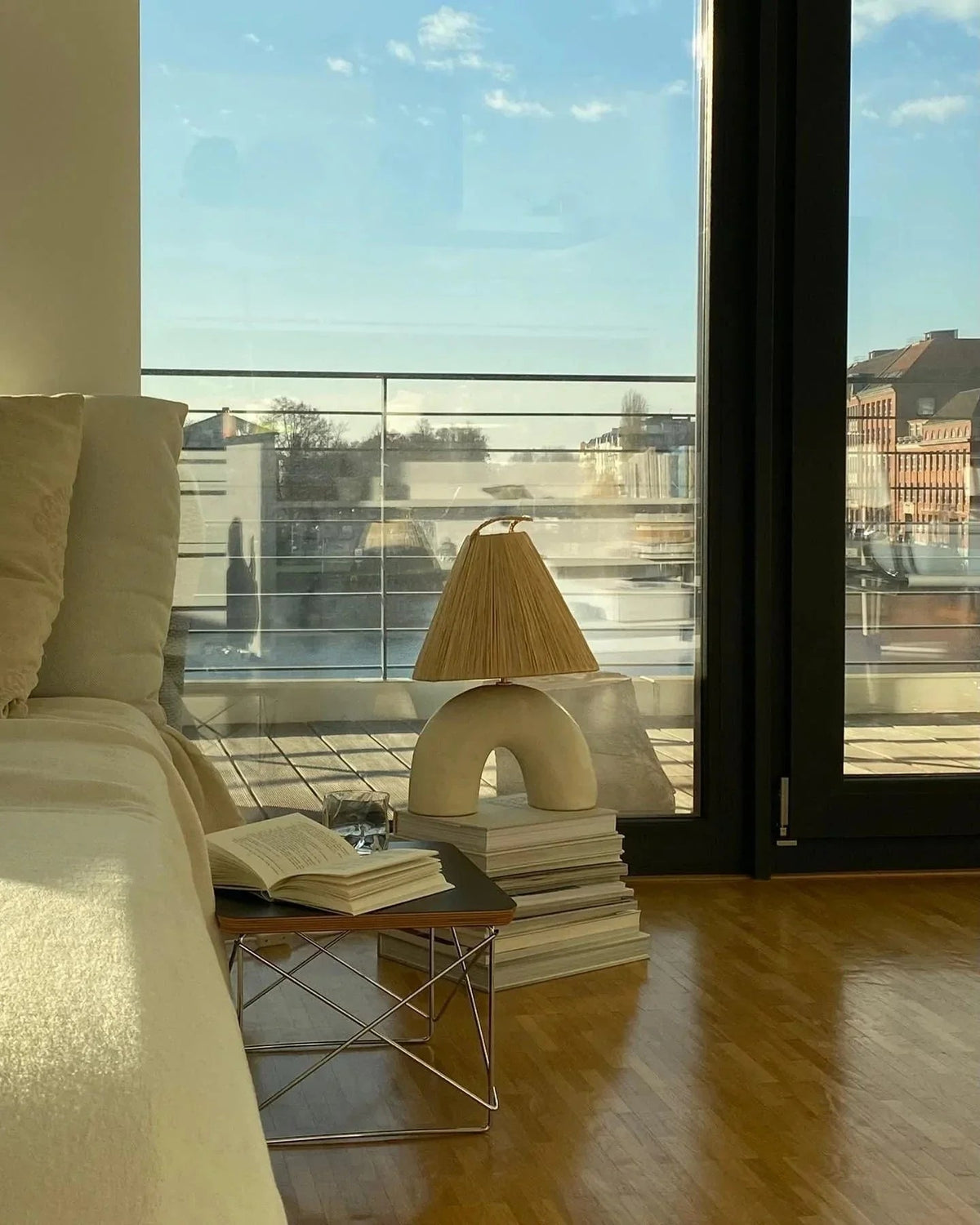 Volta Table Lamp