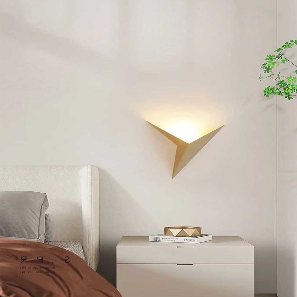 Wall Light Minimalist LED Unique Geometric Triangle Metal, 3 Colors