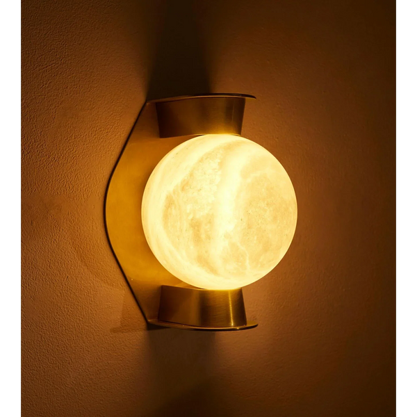 Alabaster Globe & Brass Wall Sconce | CLDFR0252