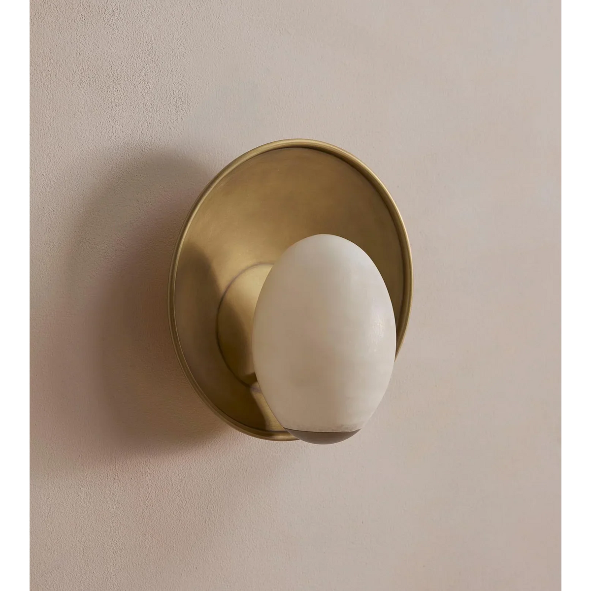 Egg Alabaster & Brass Wall Sconce | CLKA025
