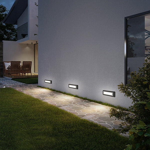 Gal LED Recessed Minimalist Outdoor Step Lights