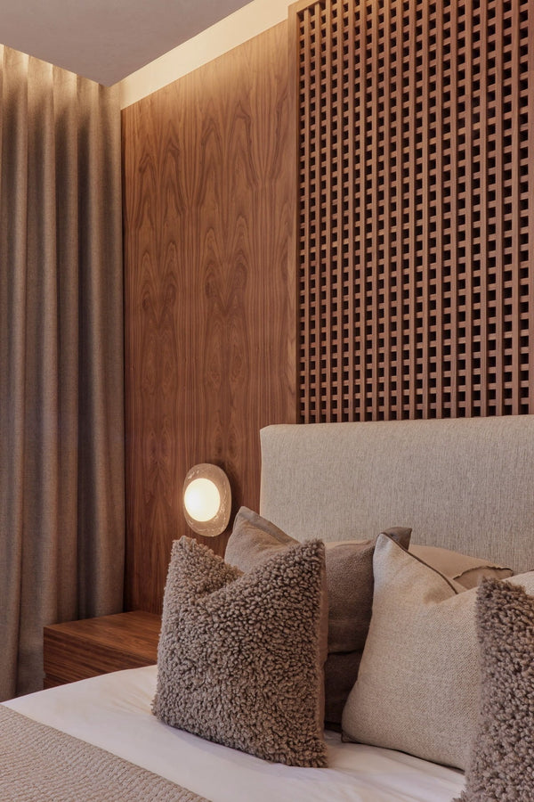 Lyvyneth Onyx Nopal Wall Lamp