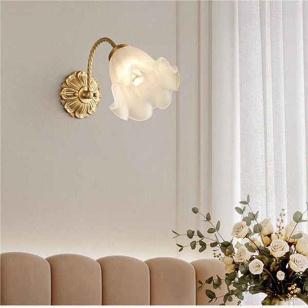 Arisha Retro LED Indoor Wall Lamp Gold Glass Flower-shaped Design Bedroom