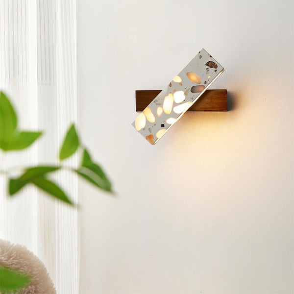 Terienaria Wall Lamp