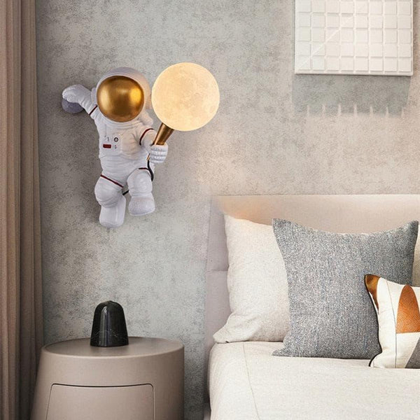 Astronaut Wall Lamp