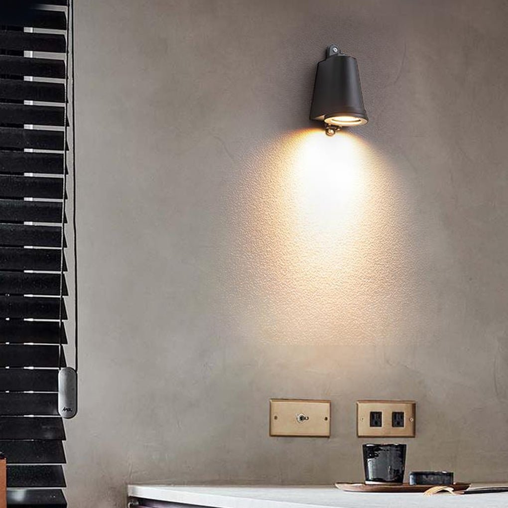 Bobbie Vintage Fixture Outdoor Sconce Wall Lamp