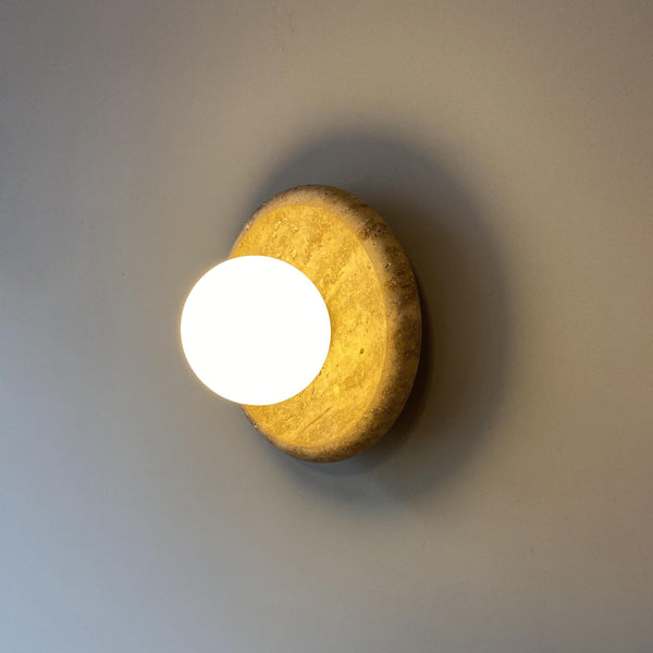 Liorerelia Wall Light