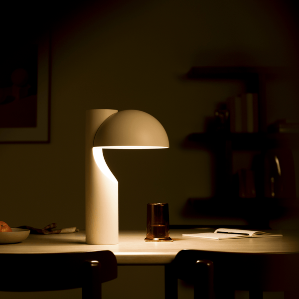 Arcora Minimalist Table Lamp