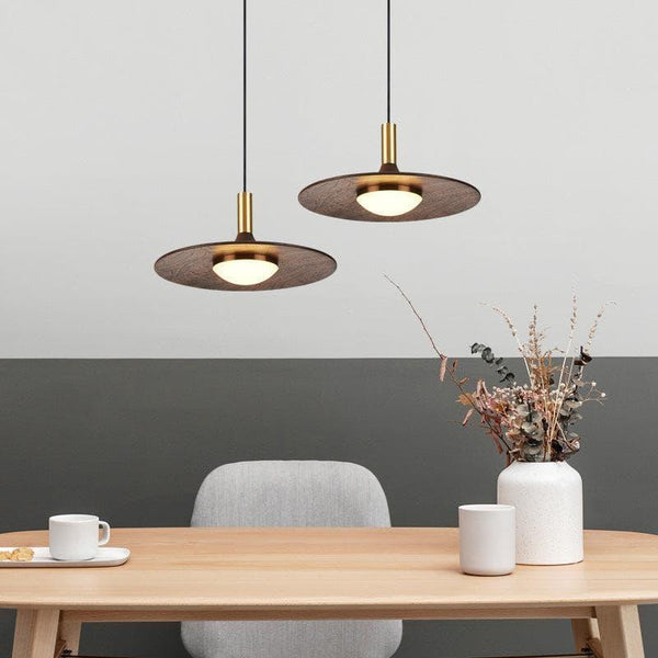 Cheek Pendant Lamp