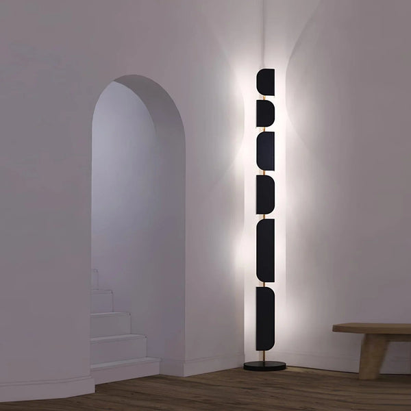Leagan Floor Lamp