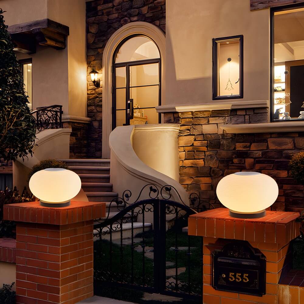 Cirireria Elegant Solar LED Spiral Design PE Outdoor Post Lamp