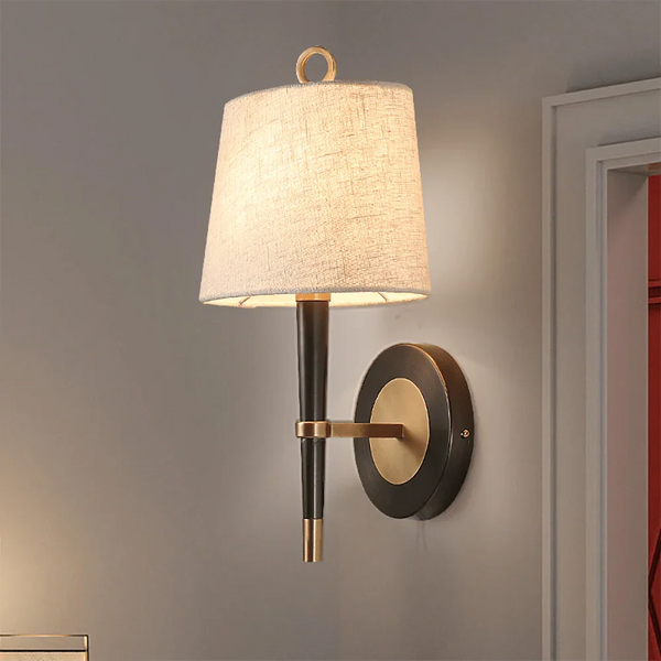 Ventana sconce