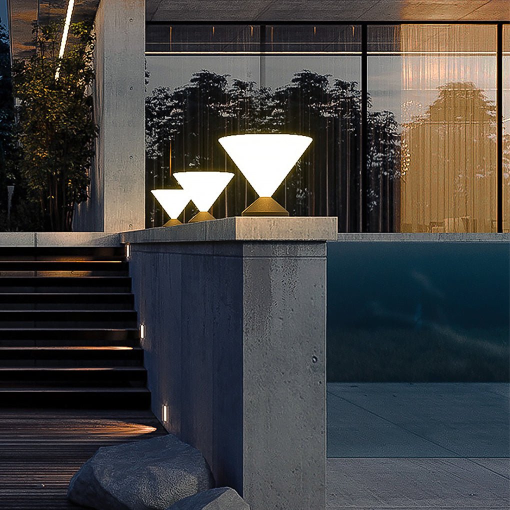Ardoraine Post Courtyard Landscape Decorative Steel Outdoor Light