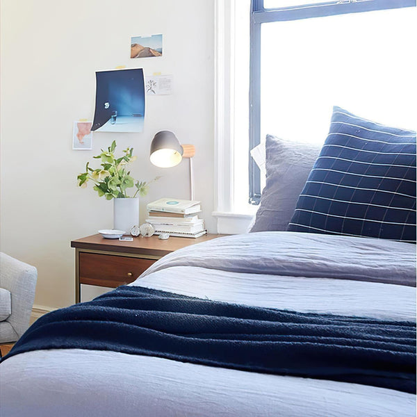 Oona Wall Lamp
