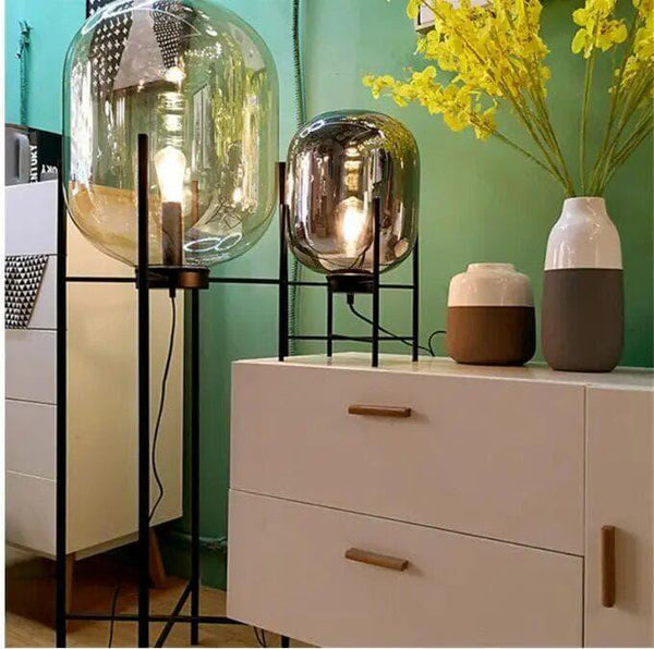 Oda Table Lamp
