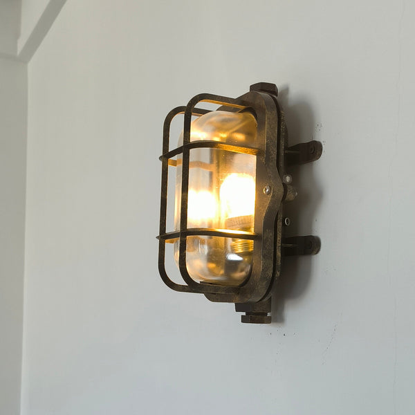 Omirara Unique Traditional Glass Wall Light