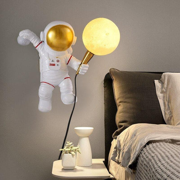 Astronaut Wall Lamp