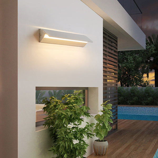 Arisha LED Metal Indoor Wall Lamp Rotatable, White