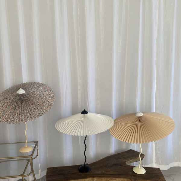 Pleated Hat Table Lamp