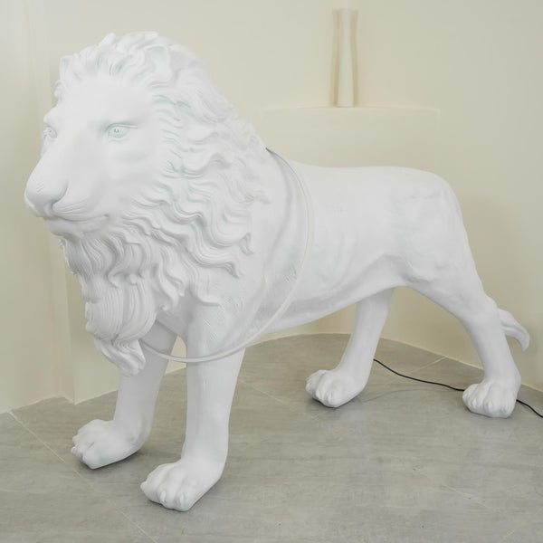 Seleia Floor Lamp