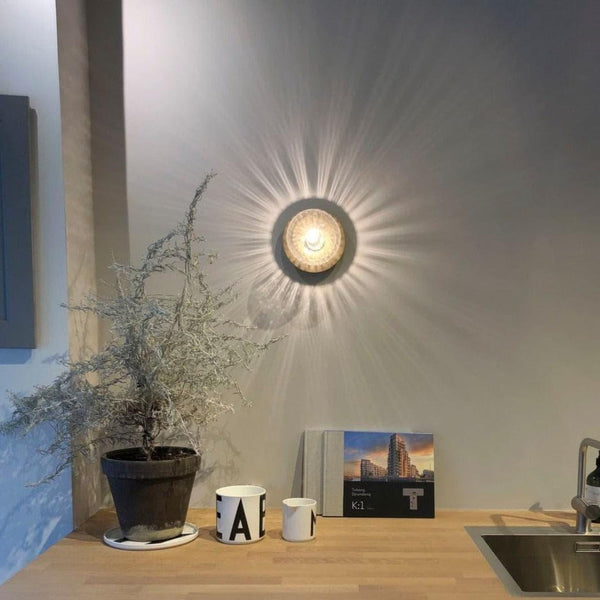 Liila Wall Lamp