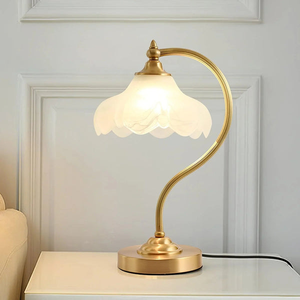 Magnolya Flower Table Lamp
