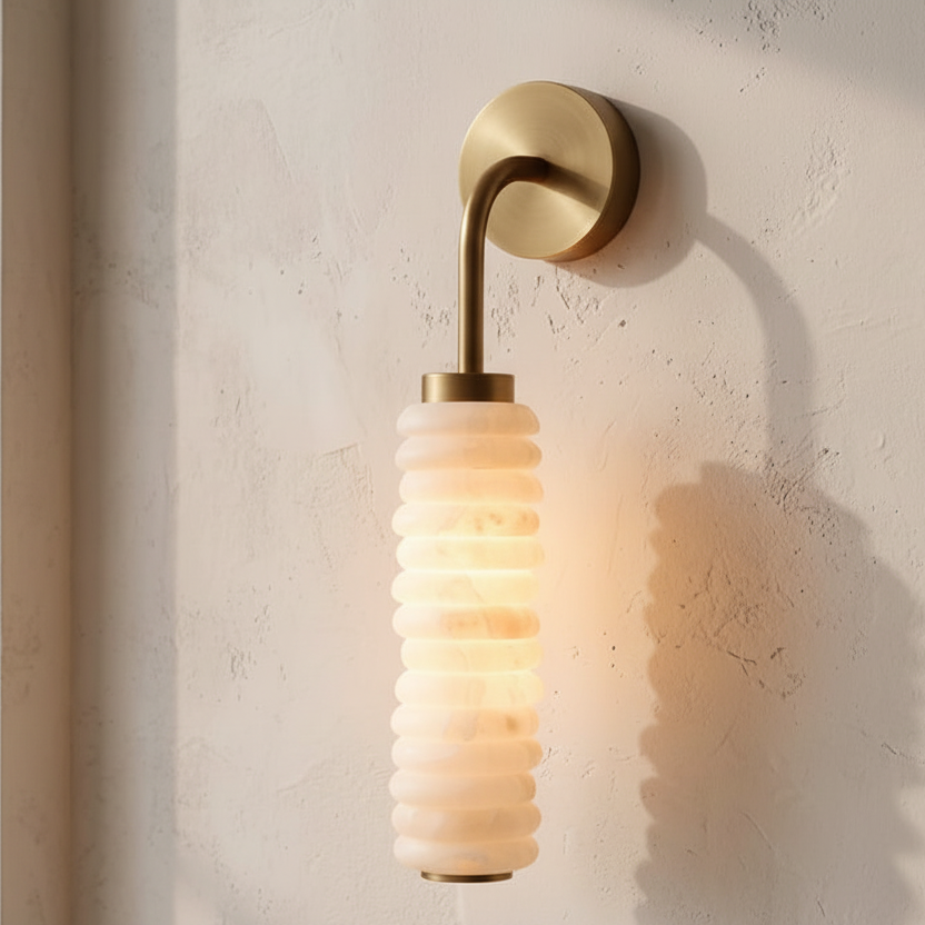 Single Alabaster Wall Sconce | Brass | CLSUPQ76